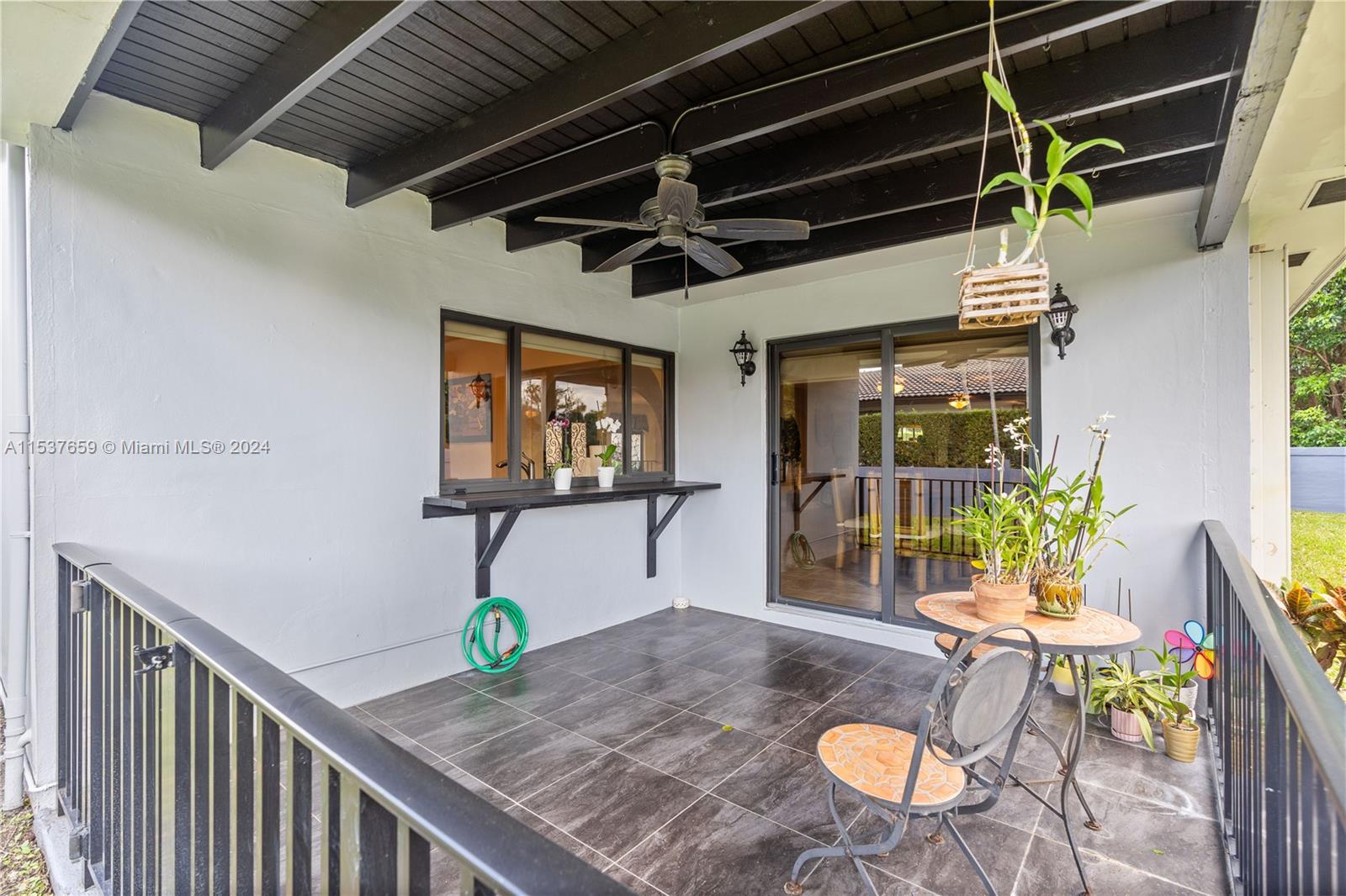 Picture of 7400 Sabal Dr, Miami Lakes FL 33014