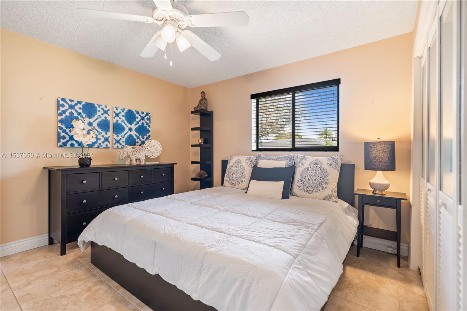 Picture of 7400 Sabal Dr, Miami Lakes FL 33014