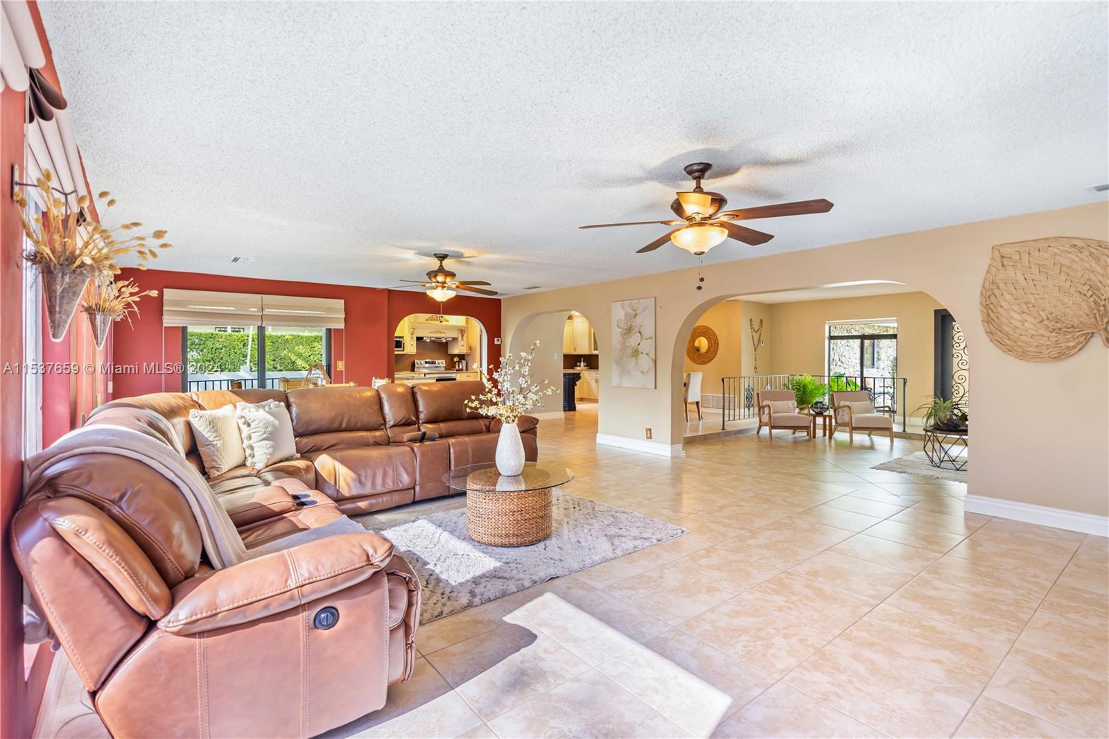 Picture of 7400 Sabal Dr, Miami Lakes FL 33014