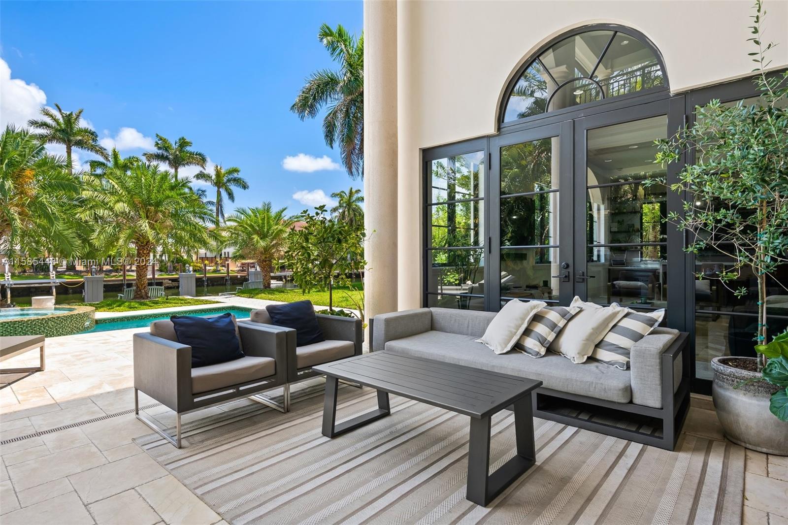 Picture of 631 Hibiscus Dr, Hallandale Beach FL 33009