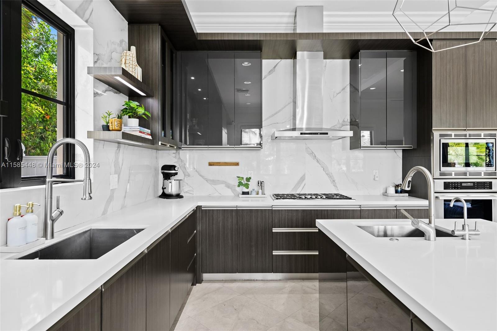 Picture of 631 Hibiscus Dr, Hallandale Beach FL 33009