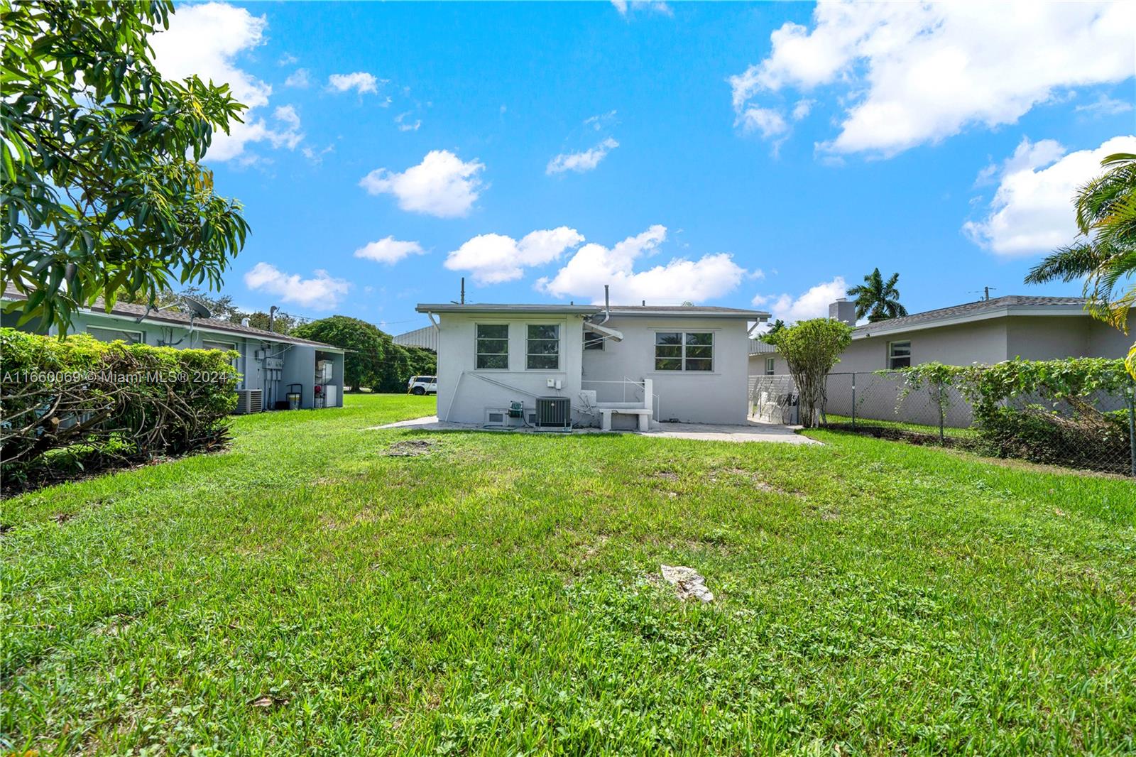 Picture of 222 SW 2Nd St, Florida City FL 33034