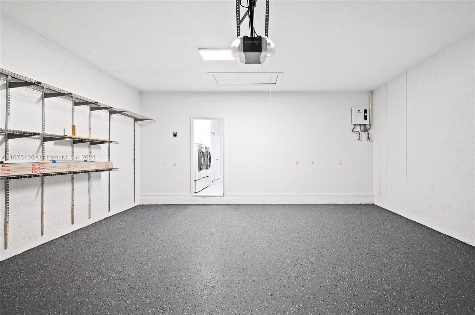 Picture of 1807 Victoria Pointe Cir, Weston FL 33327