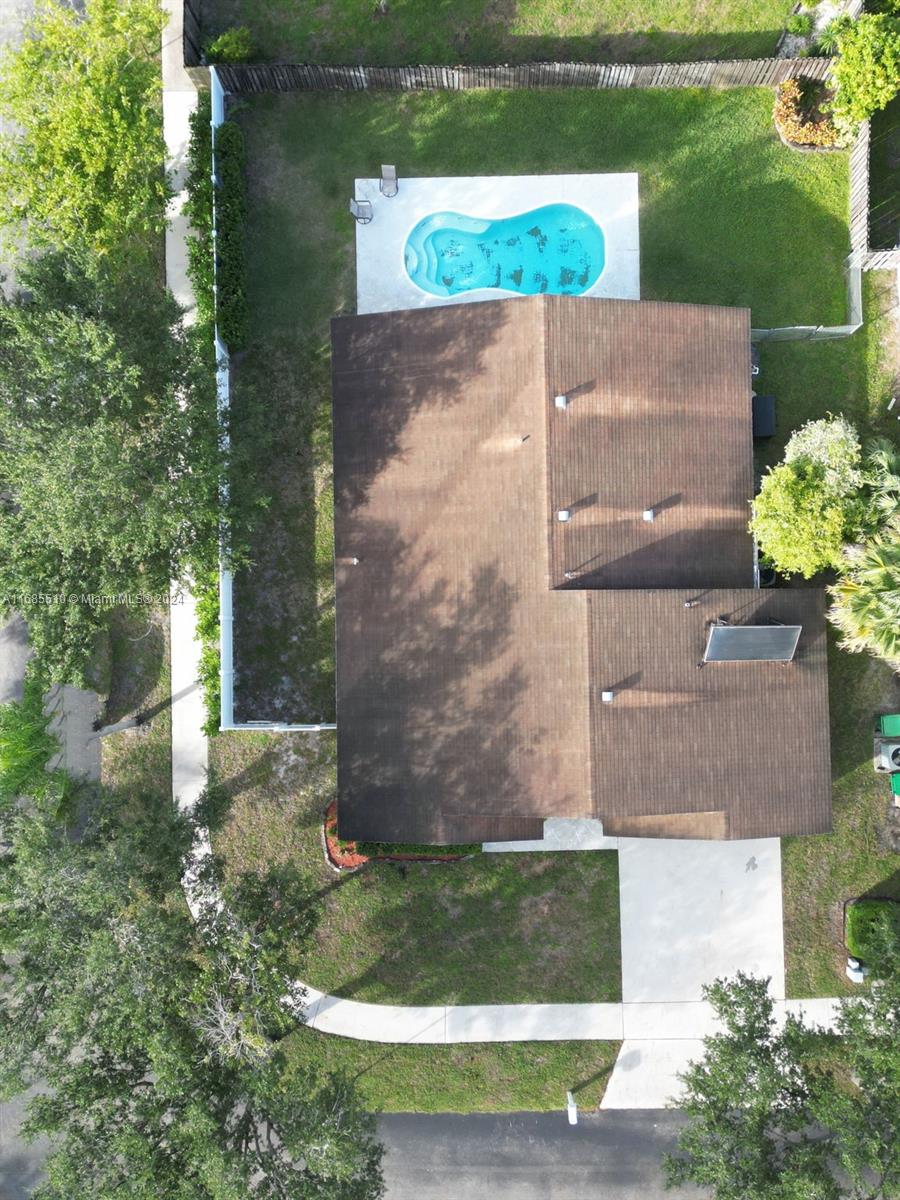 Picture of 10201 SW 16Th Pl, Davie FL 33324