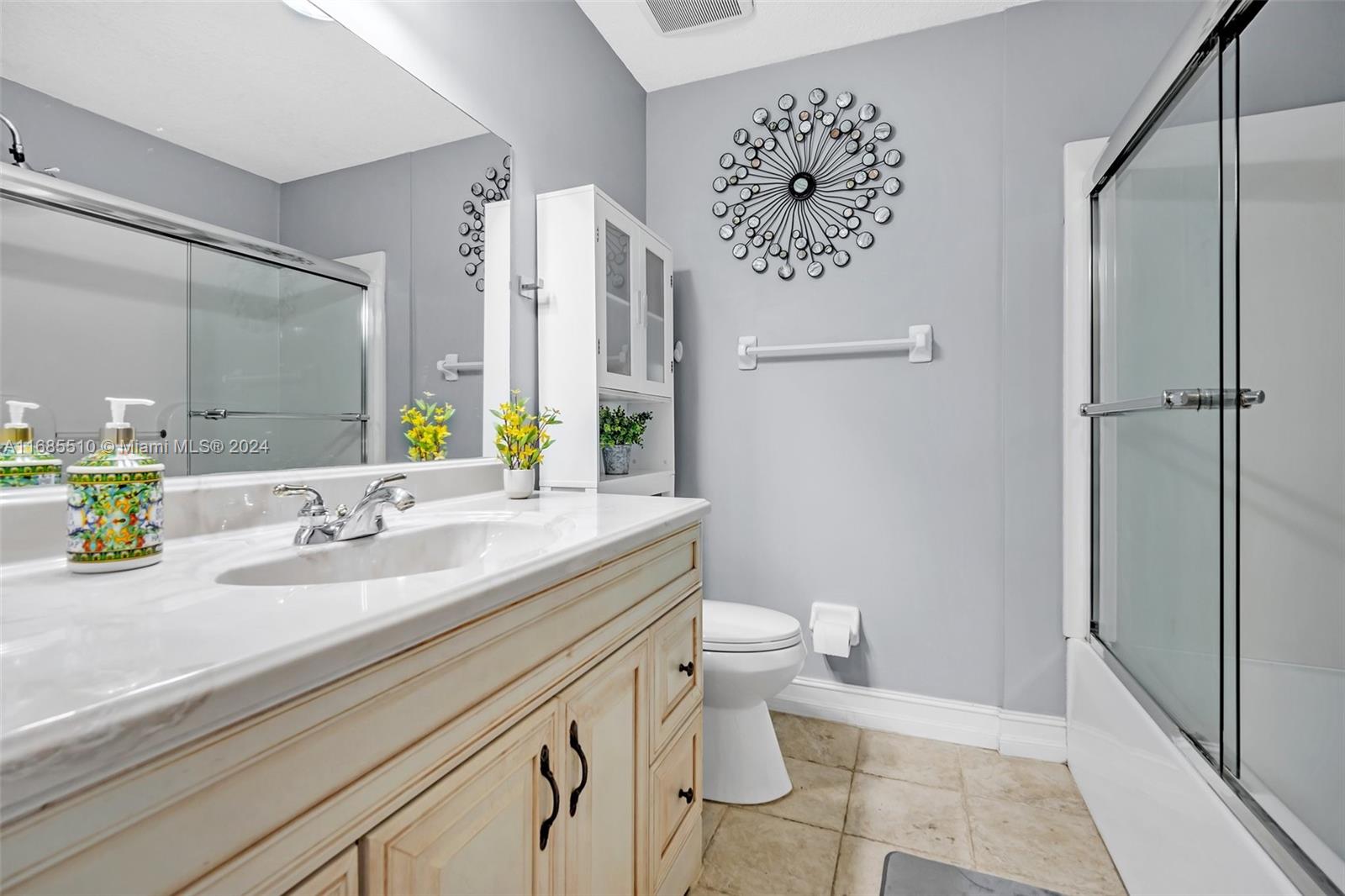 Picture of 10201 SW 16Th Pl, Davie FL 33324