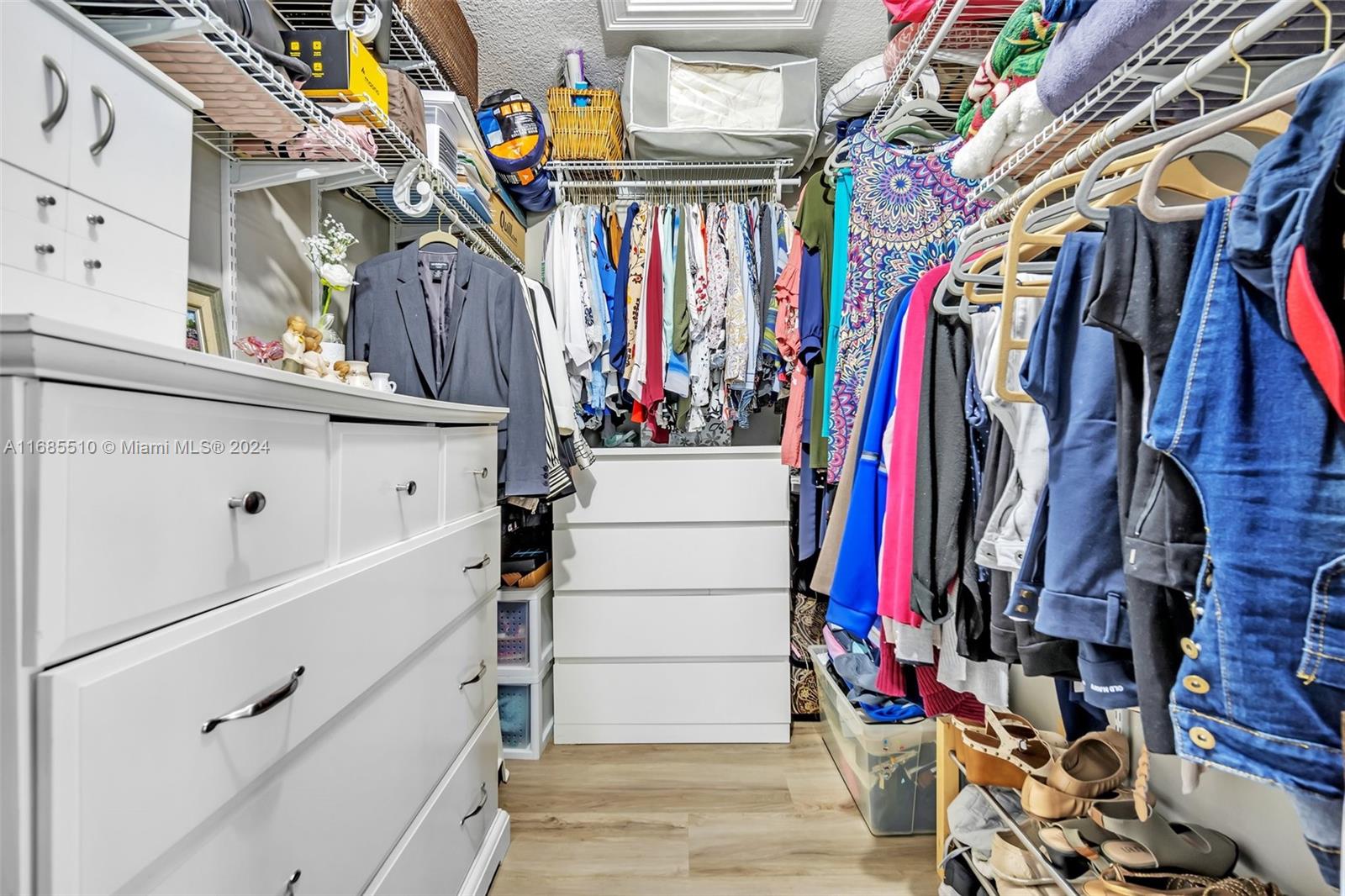 Picture of 10201 SW 16Th Pl, Davie FL 33324